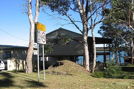 21 Macquarie Rd, Mannering Park, NSW 2259