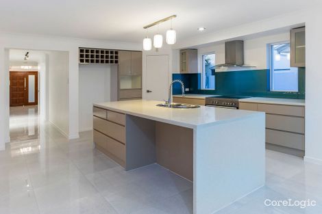 Property photo of 88 The Peninsula Helensvale QLD 4212