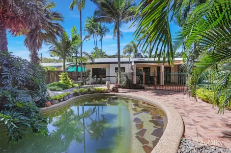 19 STROMBUS AVE, TRINITY BEACH, QLD 4879