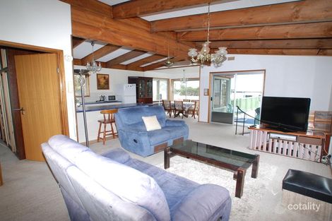 Property photo of 67 Fisher Parade Loch Sport VIC 3851