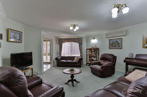 Property photo of 5 Beverley Close Middle Ridge QLD 4350