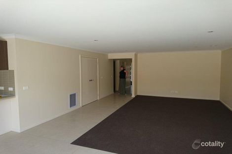 Property photo of 44 Cottage Boulevard Epping VIC 3076