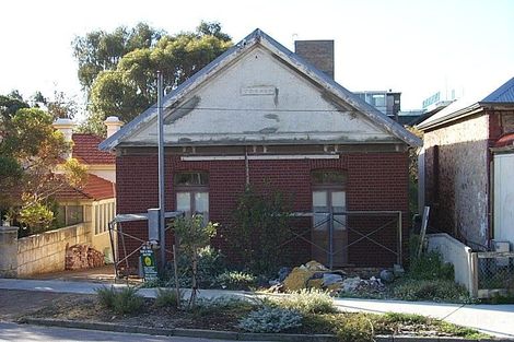 Property photo of 28 Malcolm Street Fremantle WA 6160