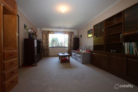 Property photo of 9 Lily Place Karabar NSW 2620