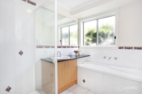 6 Hynes Pl, Roxburgh Park, VIC 3064