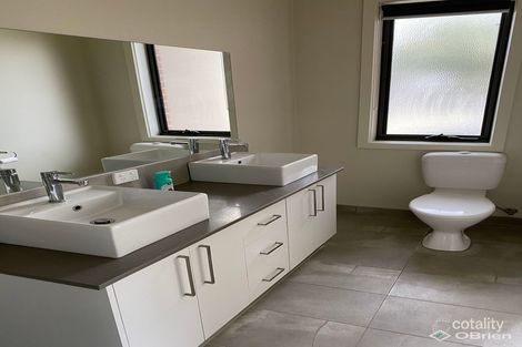 Property photo of 24 Destiny View Mernda VIC 3754