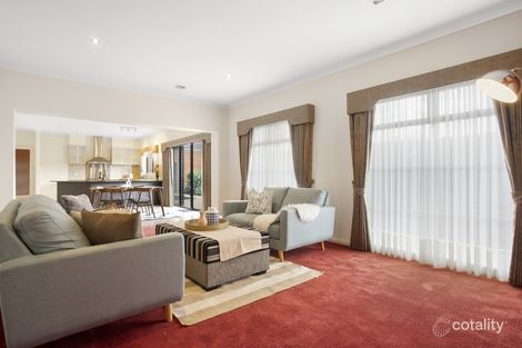 Property photo of 21 Carissa Circuit Werribee VIC 3030