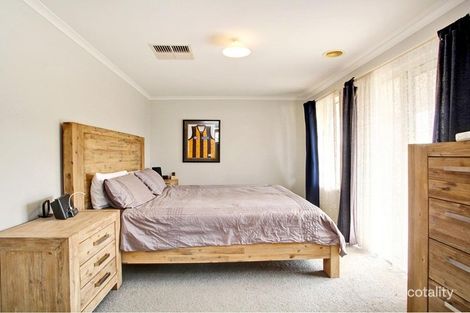 Property photo of 21 Lincoln Park Close Point Cook VIC 3030