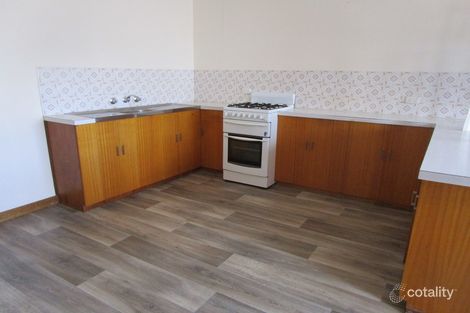 Property photo of 48 Lake Terrace East Mount Gambier SA 5290