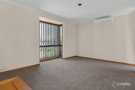 Property photo of 8 Thames Boulevard Werribee VIC 3030