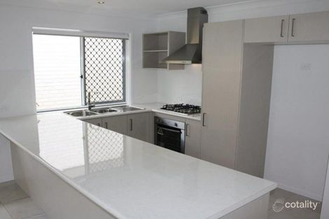 Property photo of 2/28 Pine Street North Ipswich QLD 4305