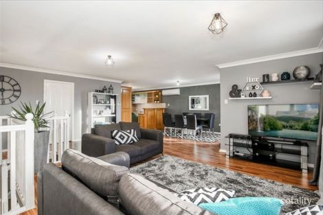 Property photo of 5 Erina Place South Windsor NSW 2756