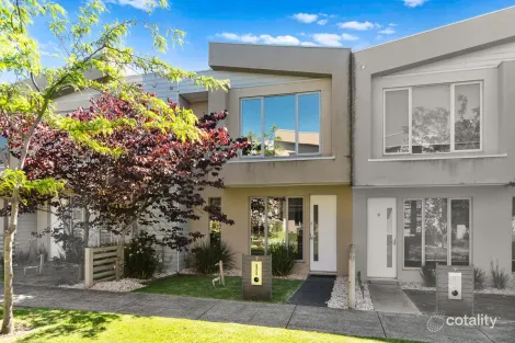 Property photo of 7 Nanea Path Cranbourne VIC 3977