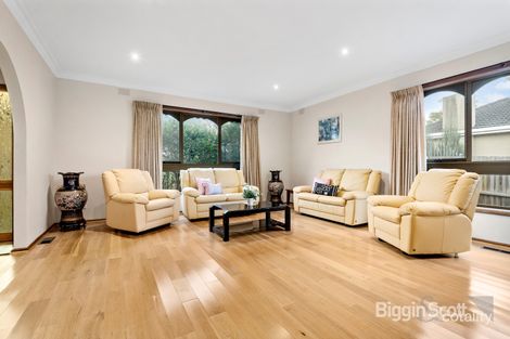 Property photo of 2 Viggers Parade Glen Waverley VIC 3150