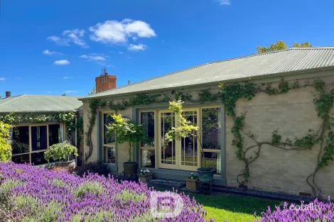 166 Bald Hill Rd, Kyneton, VIC 3444