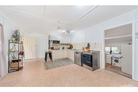 Property photo of 10 Topaz Street Emerald QLD 4720