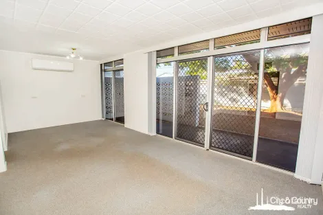 Property photo of 9 Rosella Avenue Townview QLD 4825