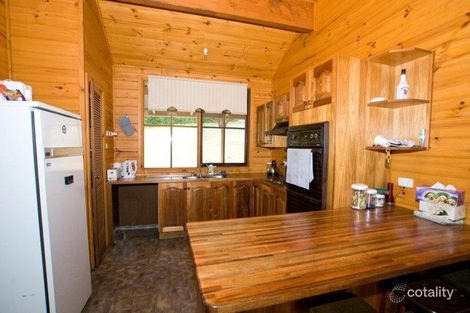 Property photo of 1 Hillcrest Drive McMahons Creek VIC 3799