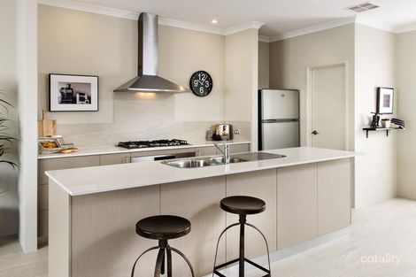 Property photo of 15 Solandri Bend Banksia Grove WA 6031