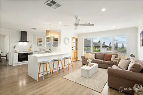 Property photo of 20 Tasman Drive Shell Cove NSW 2529