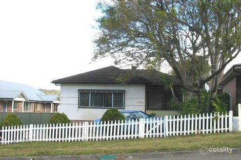 121 Wells St, Springfield, NSW 2250