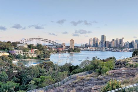 Property photo of 33/8 Munro Street McMahons Point NSW 2060