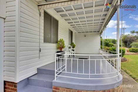 Property photo of 23 Ceduna Street Mount Austin NSW 2650
