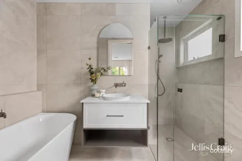 Property photo of 1 Bird Street Eltham VIC 3095