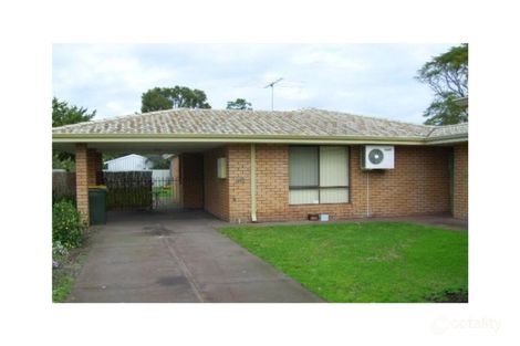 17 Sandford Cres, Halls Head, WA 6210