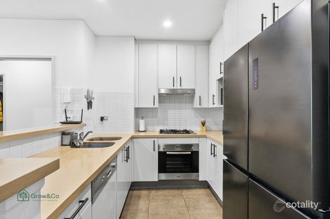 Property photo of 427/1 Aqua Street Southport QLD 4215