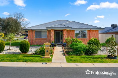 Property photo of 18 Lingford Court Wodonga VIC 3690