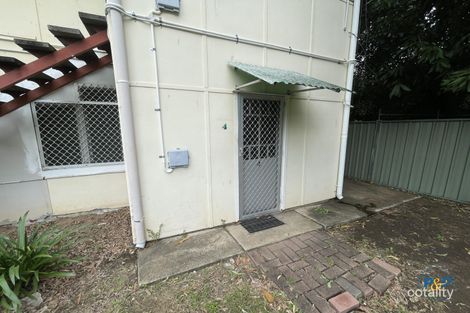 Property photo of 4/5 McKimmin Road Hyde Park QLD 4812