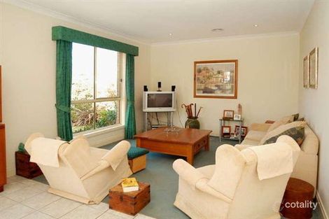 Property photo of 63 Lakes Drive Craigieburn VIC 3064