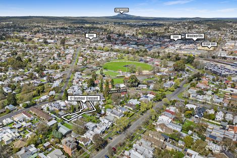 12 Seymour Cres, Soldiers Hill, VIC 3350