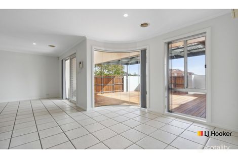 Property photo of 13 Oldershaw Court Nicholls ACT 2913