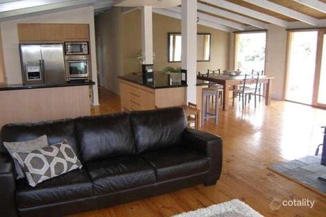 Property photo of 63 St Ives Grove Mount Martha VIC 3934