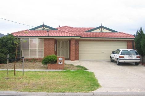 Property photo of 14 Gibson Court Altona Meadows VIC 3028