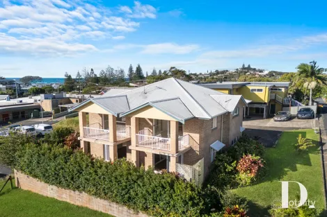 Property photo of 2/5 Trafalgar Lane Woolgoolga NSW 2456