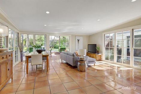 Property photo of 4 Britten Street Glen Iris VIC 3146