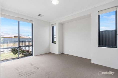 Property photo of 16 Elderflower Street Treeby WA 6164