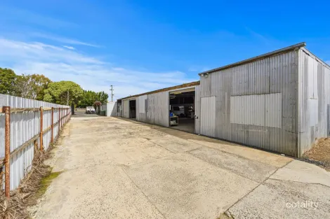 Property photo of 2A Gray Street Sebastopol VIC 3356