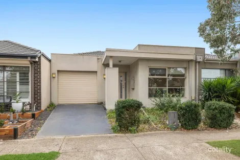 14 NUNDROO CRES, WOLLERT, VIC 3750