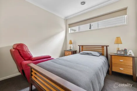 Property photo of 14 Nundroo Crescent Wollert VIC 3750