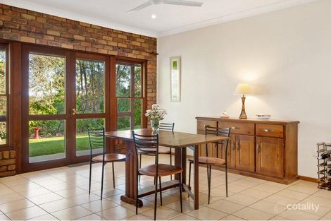 Property photo of 5 Fryar Court Clear Mountain QLD 4500