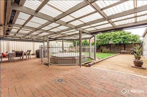 Property photo of 44 Thames Boulevard Werribee VIC 3030