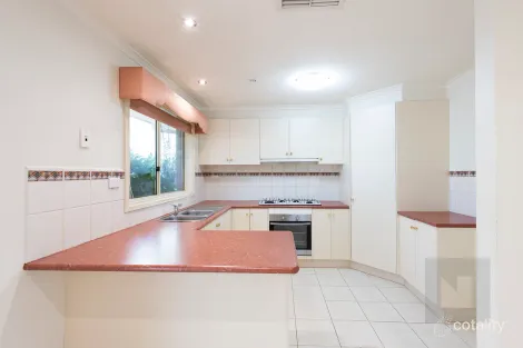 Property photo of 8 Brack Avenue Brooklyn VIC 3012