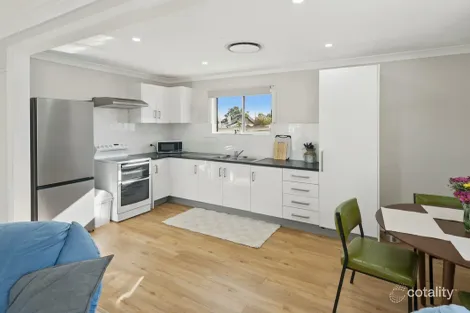 6 Mallinson St, Griffith, NSW 2680