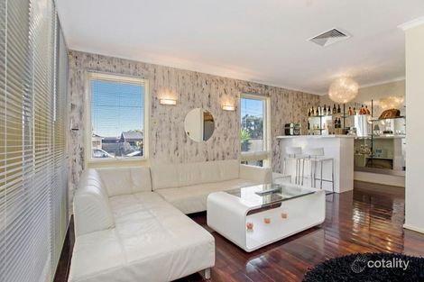 Property photo of 22 Grevillea Road Kings Park VIC 3021