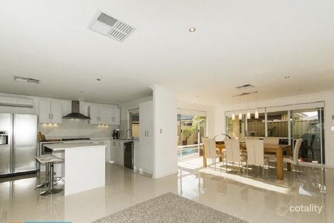 Property photo of 7 Rathlin Cove Canning Vale WA 6155