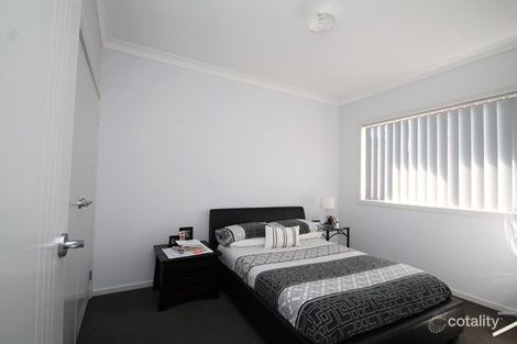 Property photo of 11 Pavesi Place Hinchinbrook NSW 2168